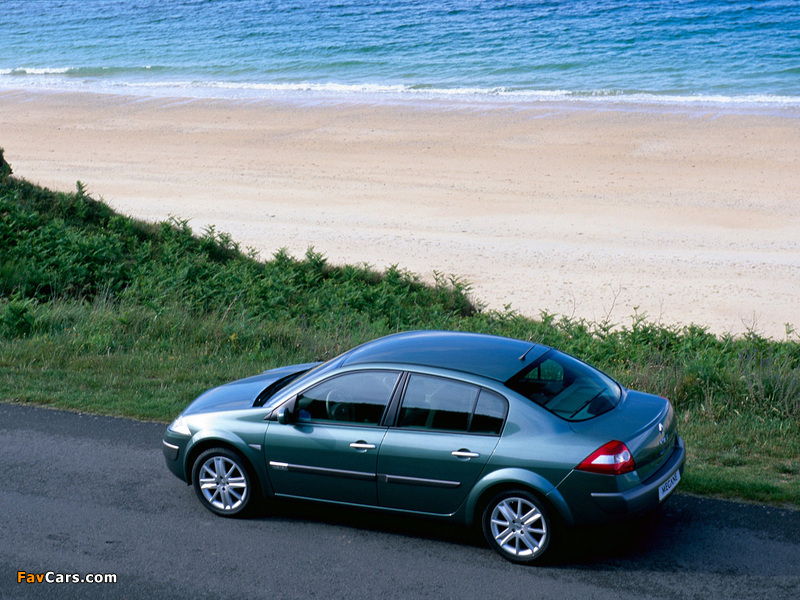 Renault Megane Classic 2003–06 images (800 x 600)
