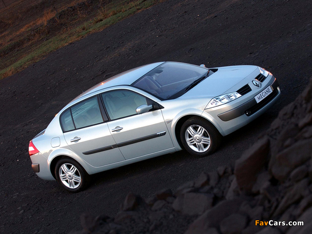Renault Megane Classic ZA-spec 2003–06 photos (640 x 480)