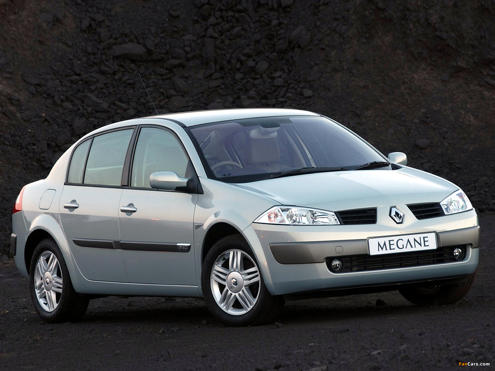 Renault Megane Classic ZA-spec 2003–06 pictures (1600 x 1200)