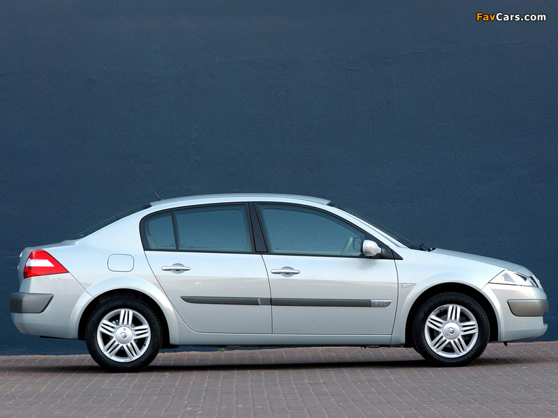 Renault Megane Classic ZA-spec 2003–06 pictures (800 x 600)