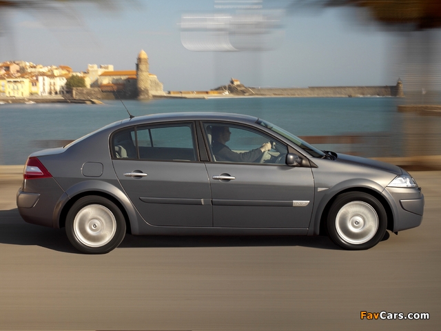 Renault Megane Classic 2006–09 images (640 x 480)