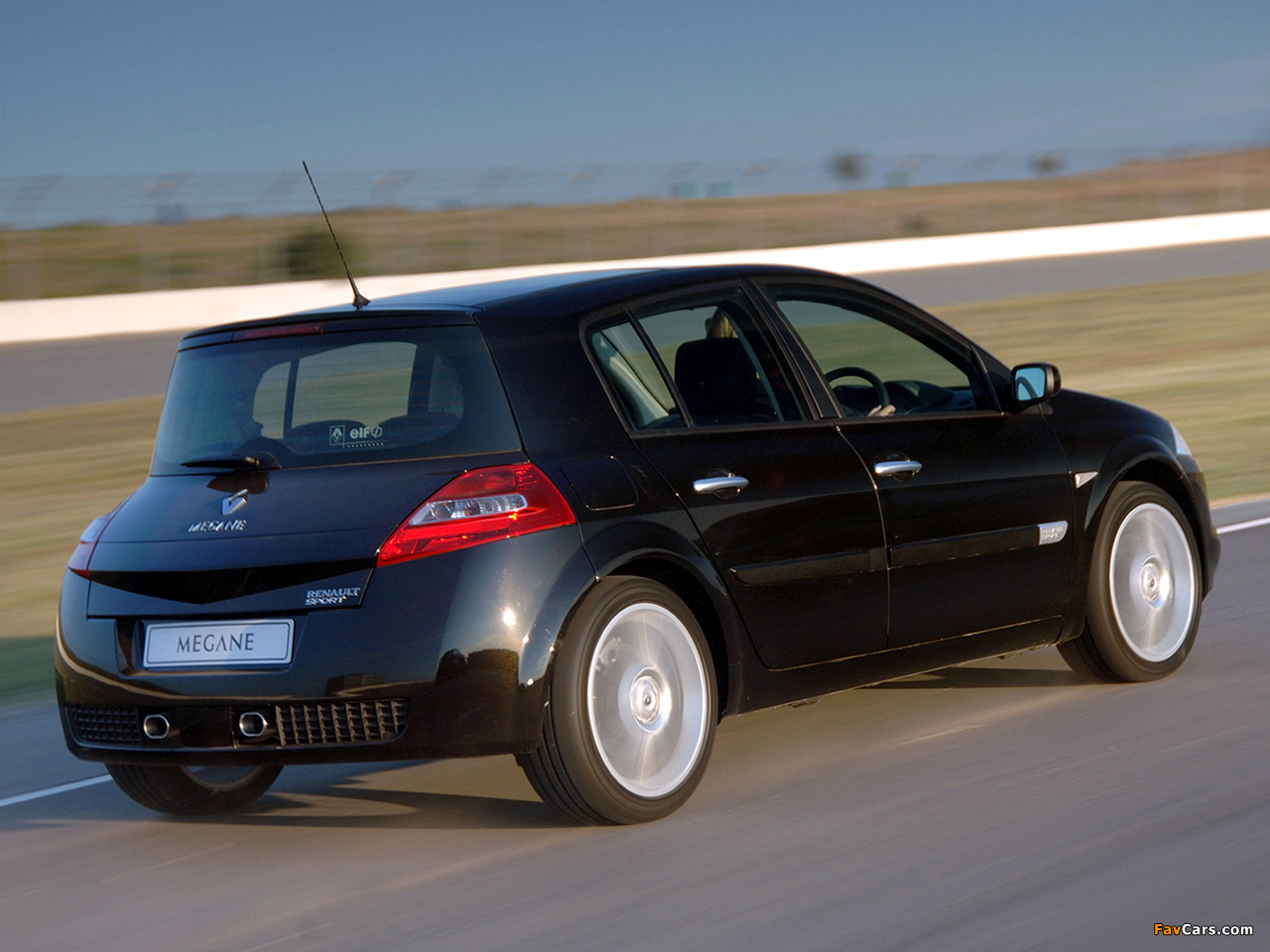 Renault Megane RS 5-door ZA-spec 2006–08 pictures (1280 x 960)