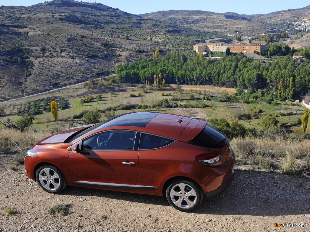 Renault Megane Coupe 2009 photos (1024 x 768)