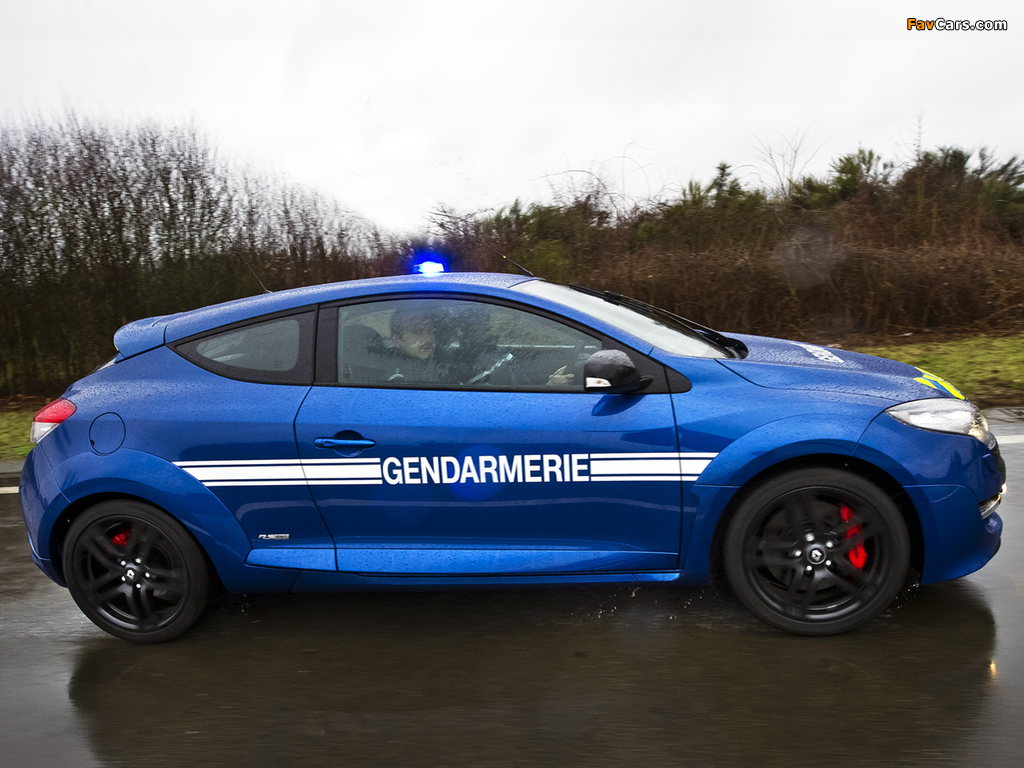 Renault Megane RS Gendarmerie 2010 images (1024 x 768)