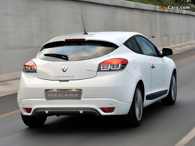 Renault Mégane GT Line Coupé ZA-spec 2011–12 pictures (640 x 480)