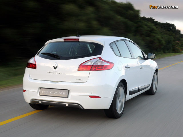 Renault Mégane GT Line ZA-spec 2011–12 pictures (640 x 480)