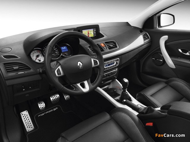 Renault Megane Coupe Monaco GP 2011 wallpapers (640 x 480)