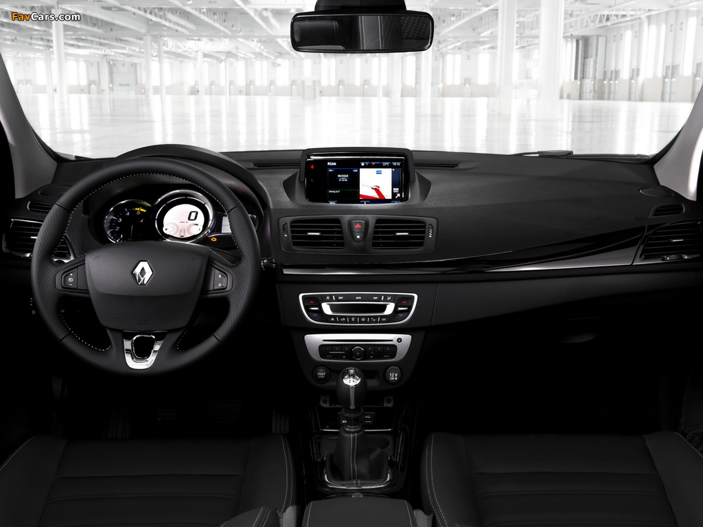 Renault Mégane Estate 2014 wallpapers (1024 x 768)