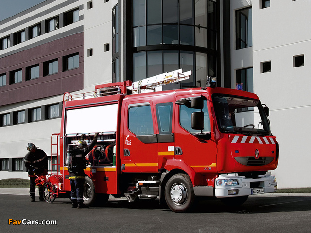 Photos of Renault Midlum Crew Cab 4x2 Firetruck 2006–13 (640 x 480)