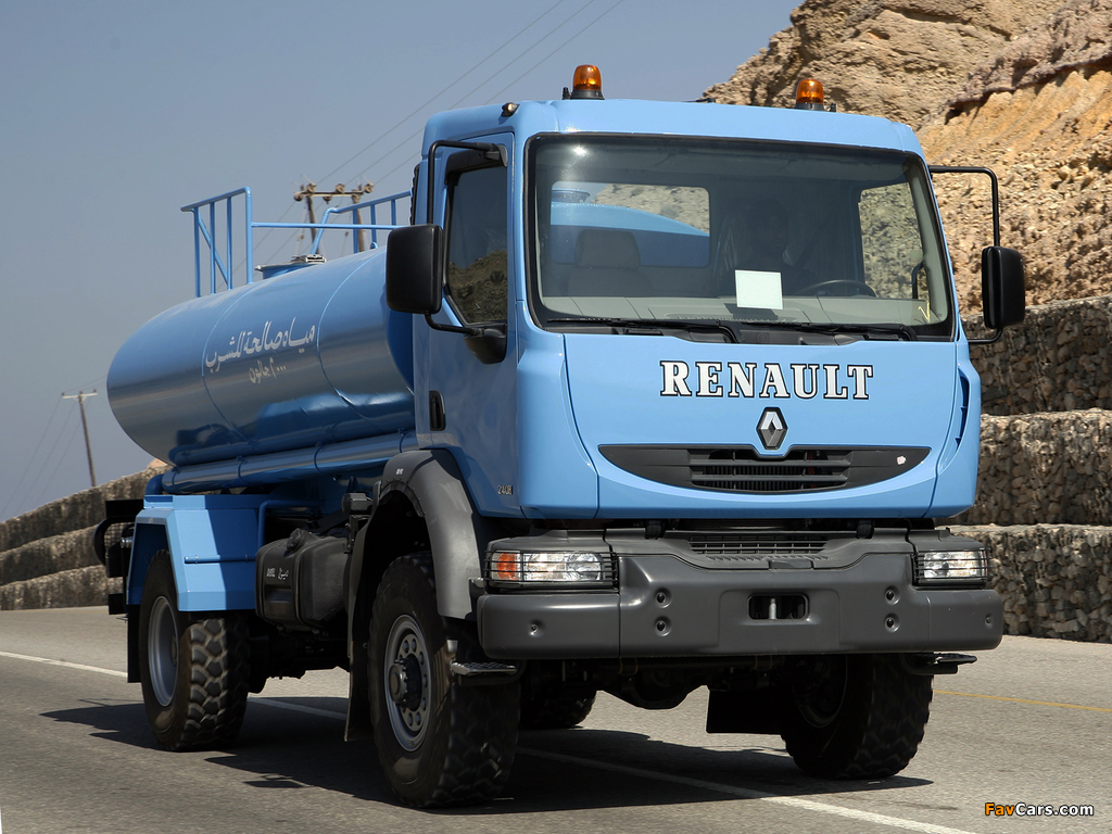 Renault Midlum 4x4 Tanker 2006 wallpapers (1024 x 768)