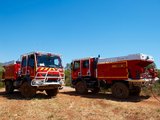 Renault Midlum Crew Cab 4x4 Firetruck 2006–13 wallpapers