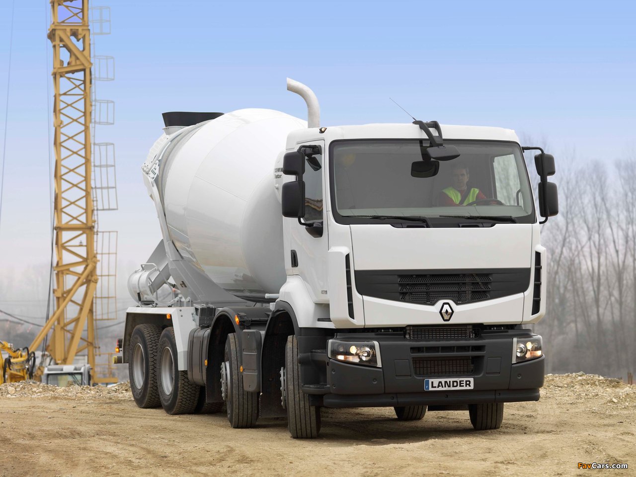 Photos of Renault Premium Lander 8x4 Mixer 2006–13 (1280 x 960)