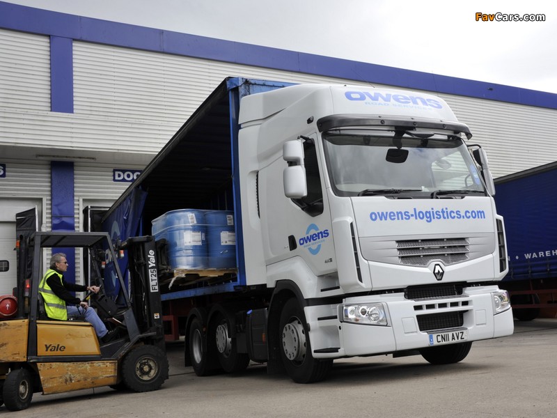 Photos of Renault Premium Lander 6x2 UK-spec 2006–13 (800 x 600)