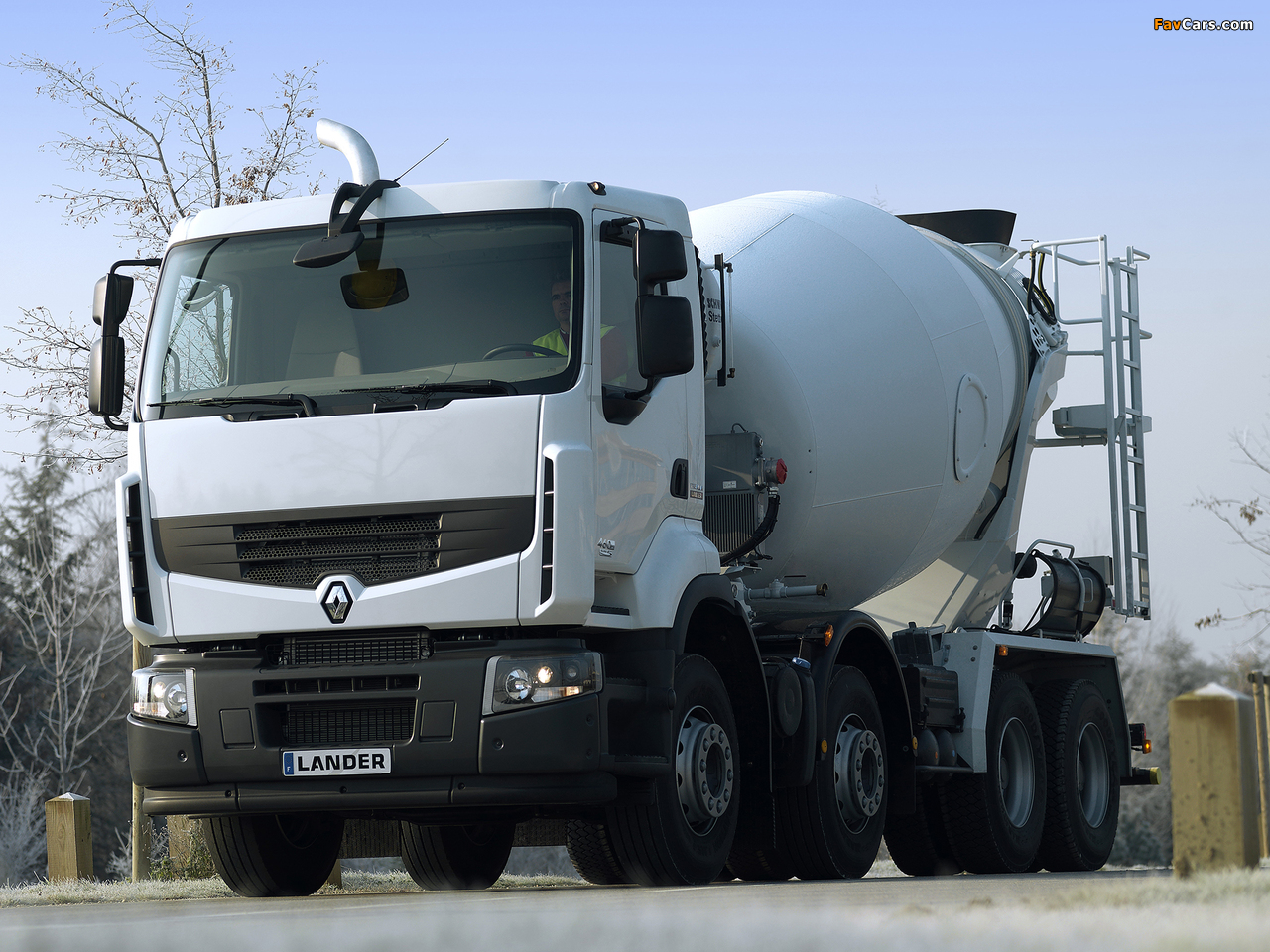 Renault Premium Lander 8x4 Mixer 2006–13 images (1280 x 960)