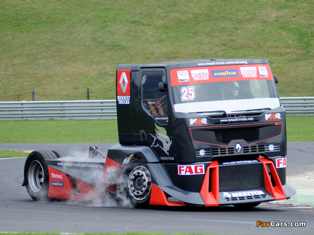 Renault Premium Course Racing Truck 2010 photos (640 x 480)