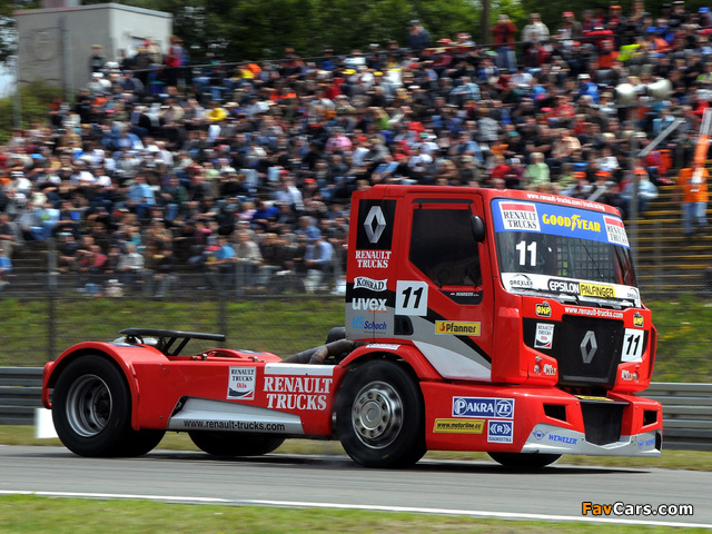 Renault Premium Course Racing Truck 2011 wallpapers (640 x 480)