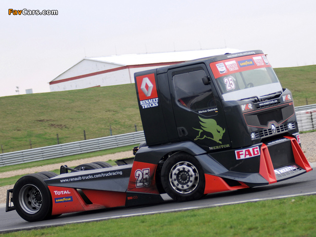 Renault Premium Course Racing Truck 2010 wallpapers (640 x 480)