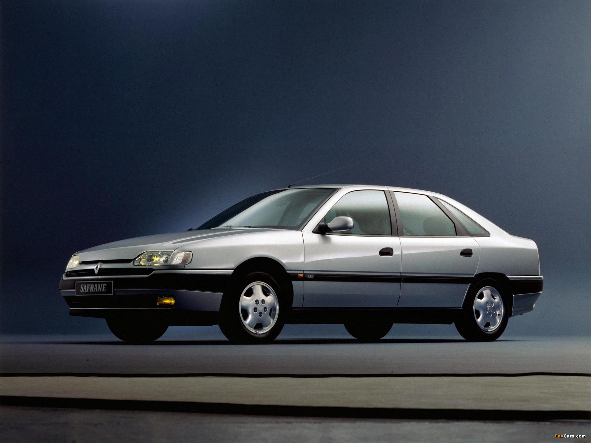 Photos of Renault Safrane 1992–96 (1920 x 1440)