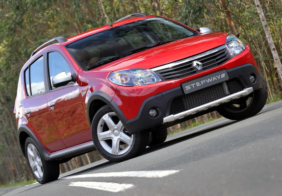 Images of Renault Sandero Stepway ZA-spec 2010