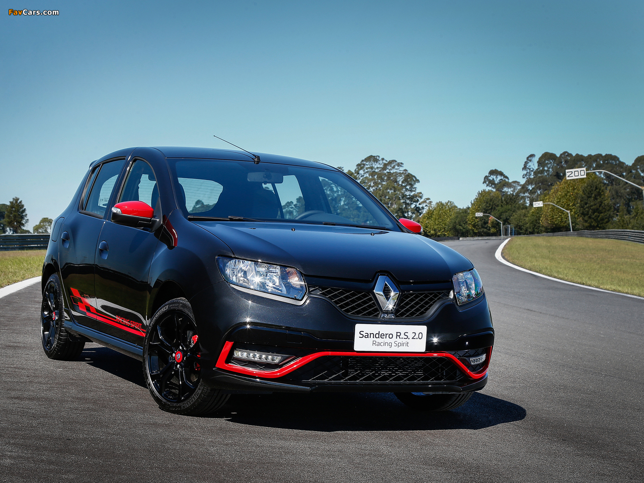 Renault Sandero R.S. 2.0 