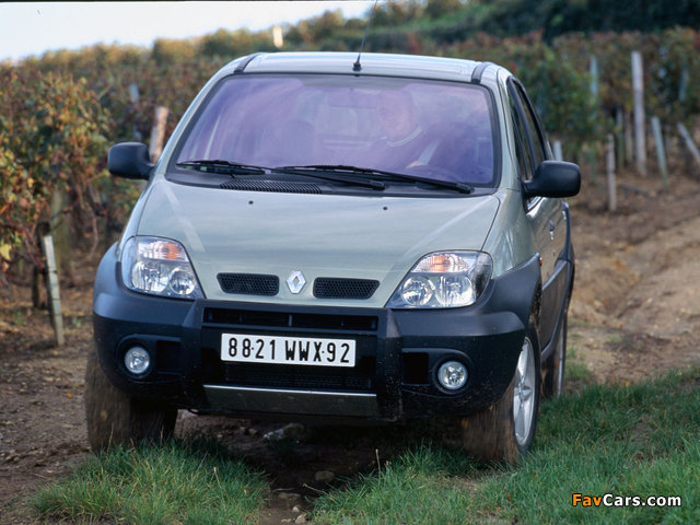 Photos of Renault Scenic RX4 2000–02 (640 x 480)