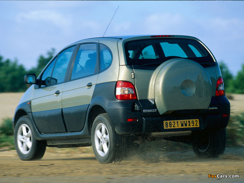 Photos of Renault Scenic RX4 2000–02 (800 x 600)