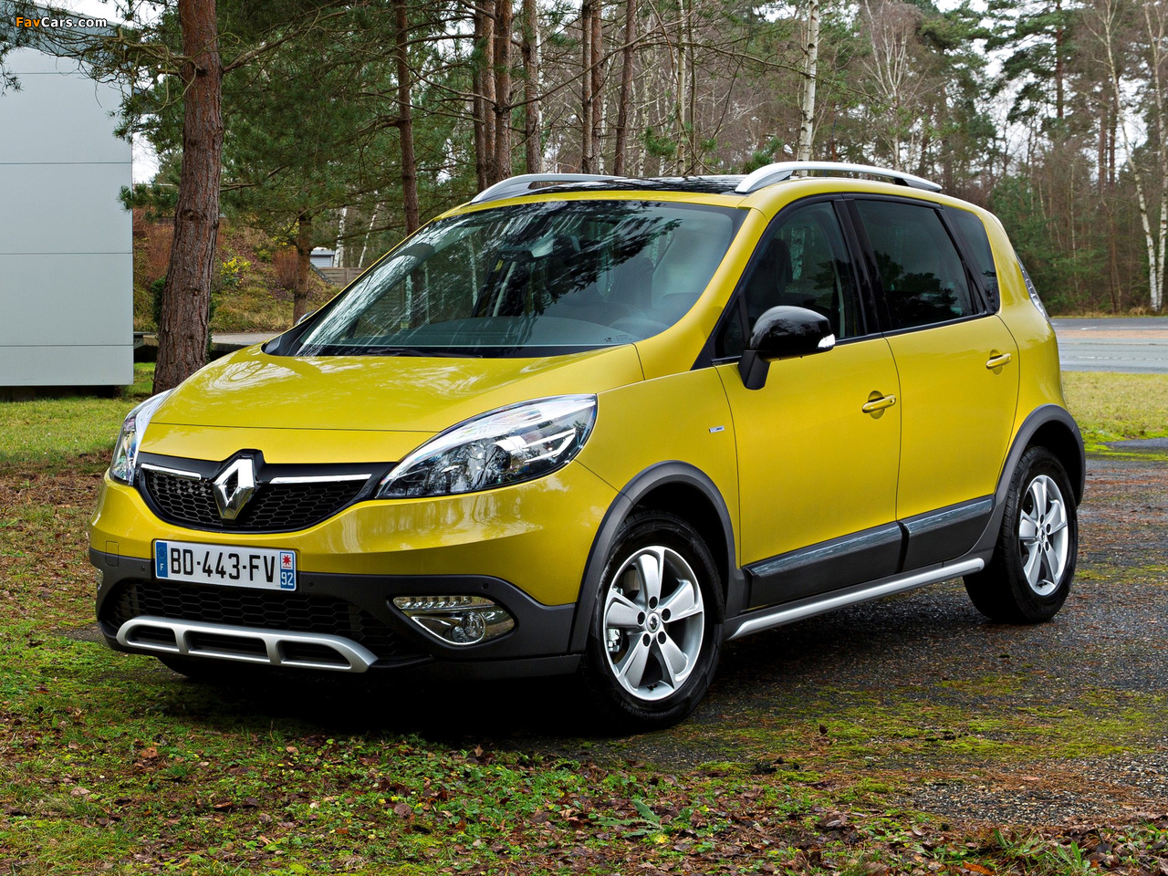 Photos of Renault Scenic XMOD 2013 (1280 x 960)