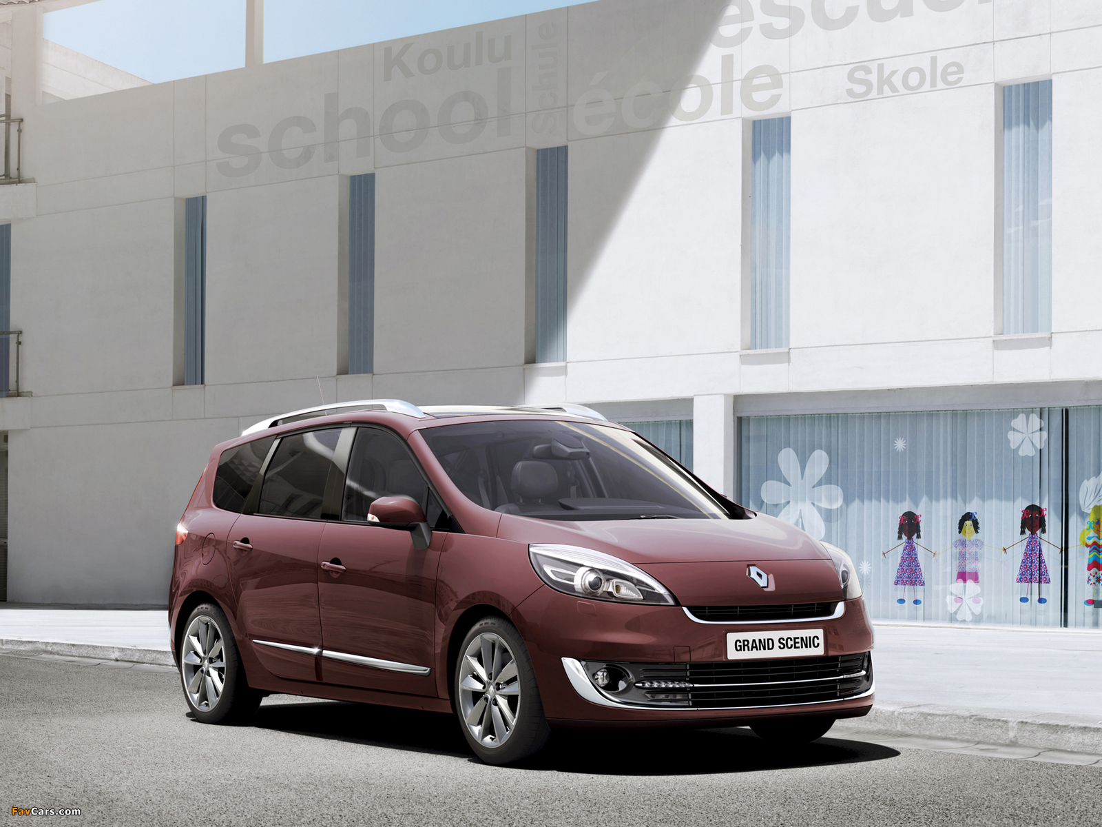 Pictures of Renault Grand Scenic 2012–13 (1600 x 1200)