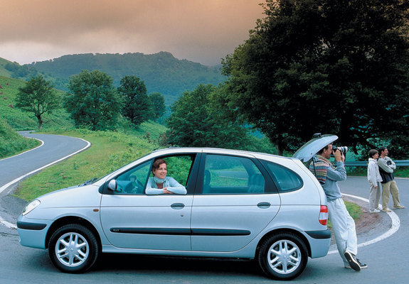 Renault Scenic 1999–2002 wallpapers