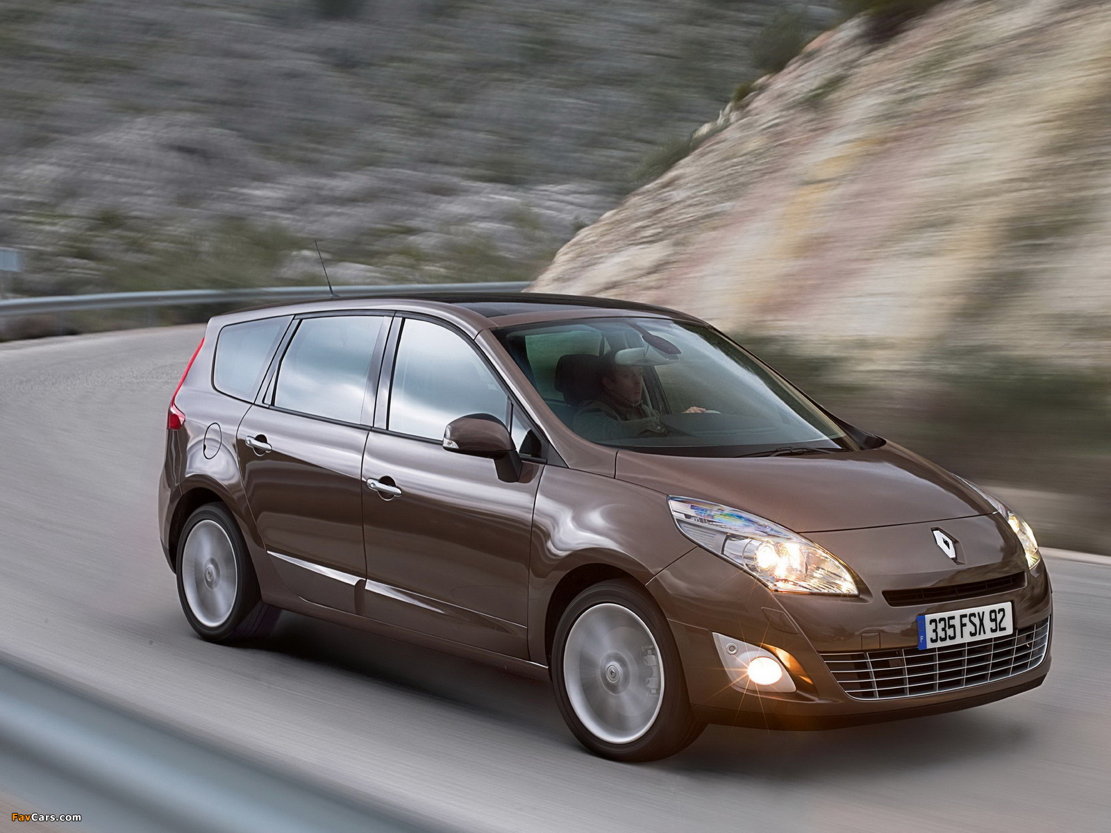 Renault Grand Scenic 2009–12 pictures (1600 x 1200)
