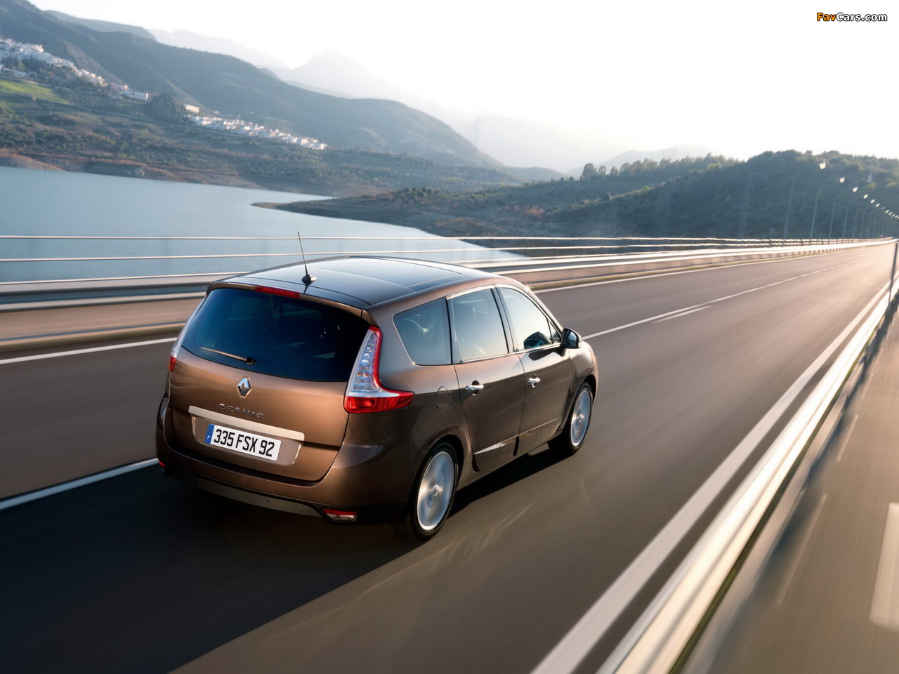 Renault Grand Scenic 2009–12 wallpapers (1280 x 960)