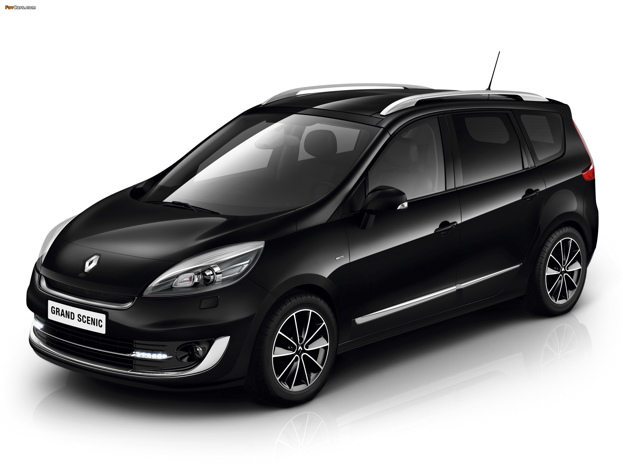Renault Grand Scenic Bose 2012 pictures (2048 x 1536)