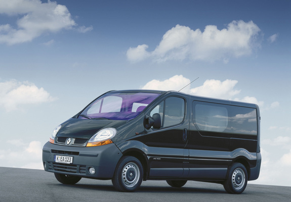Images of Renault Trafic 2001–06