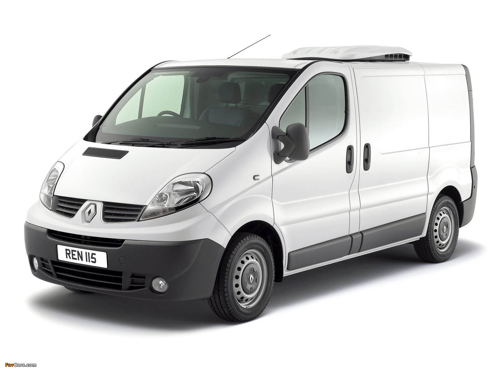 Images of Renault Trafic Van UK-spec 2006–10 (1600 x 1200)