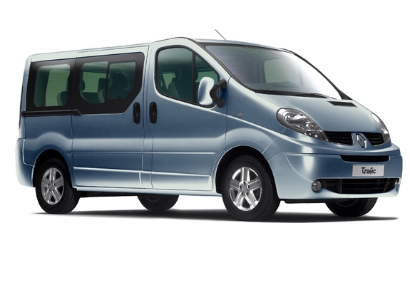 Images of Renault Trafic 2006–10