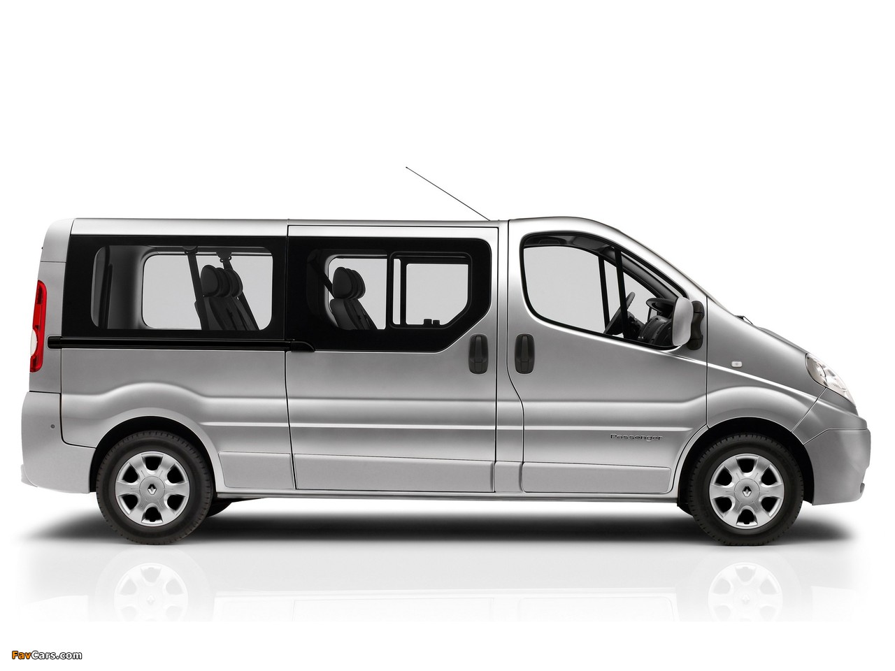 Images of Renault Trafic LWB 2010 (1280 x 960)