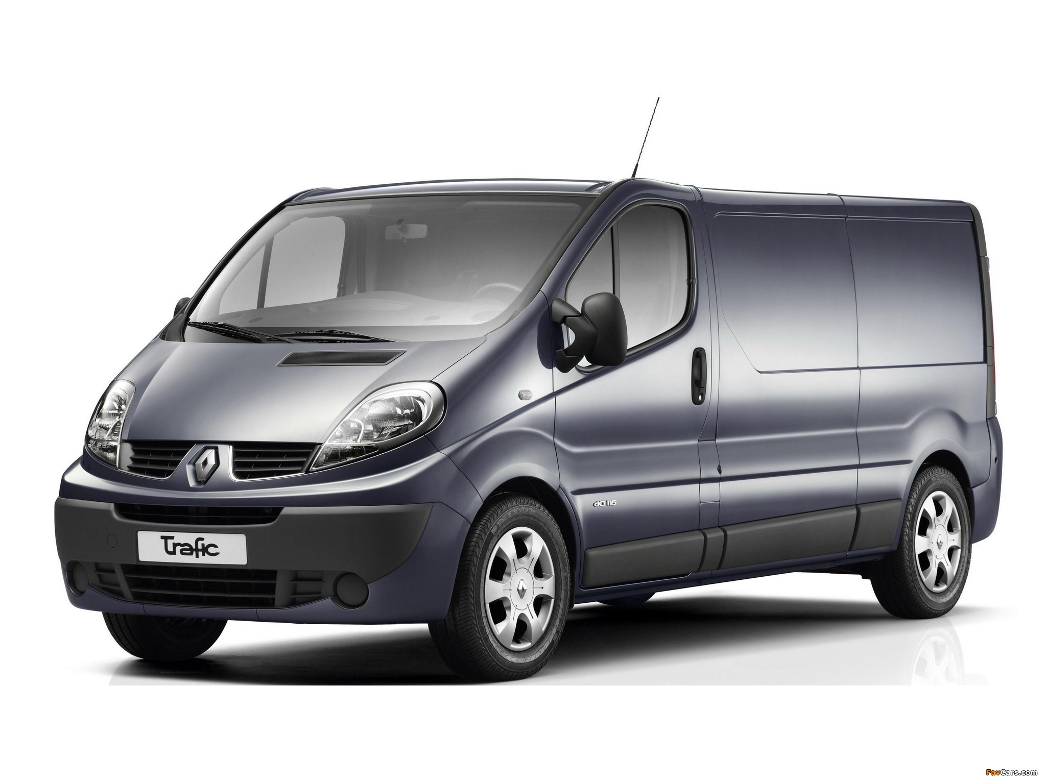 Photos of Renault Trafic LWB Van 2010 (2048 x 1536)