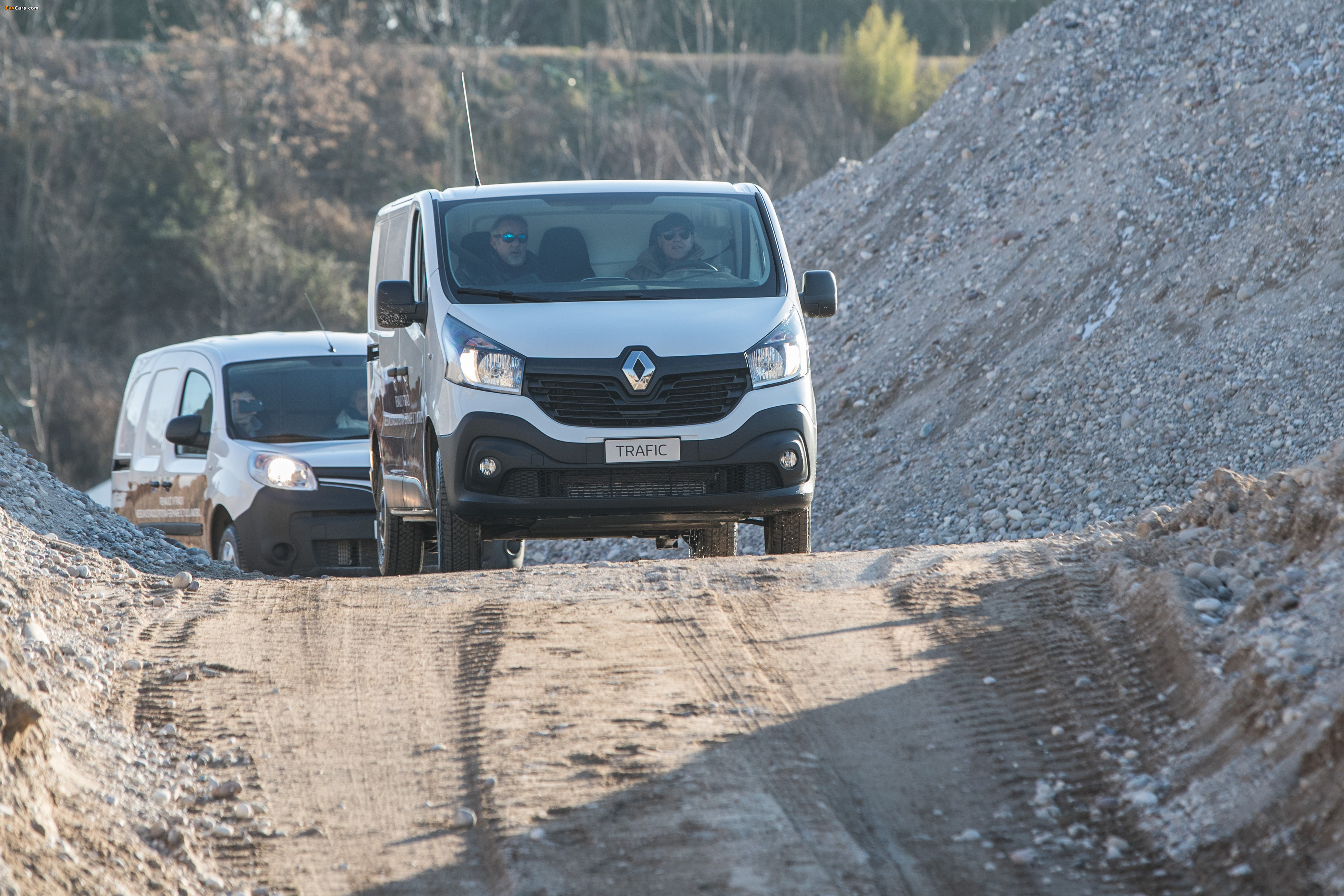 Photos of Renault Trafic Van X-Track 2016 (4096 x 2731)