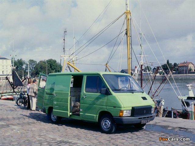 Renault Trafic Van 1981–89 images (640 x 480)