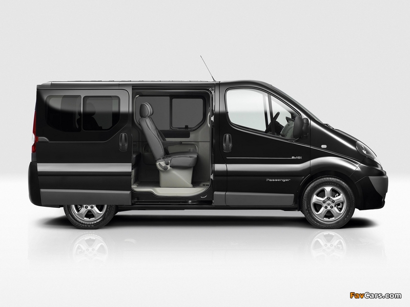Renault Trafic Black Edition 2010 images (800 x 600)