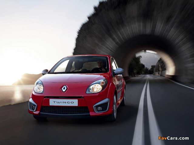 Images of Renault Twingo R.S. 2009–12 (640 x 480)