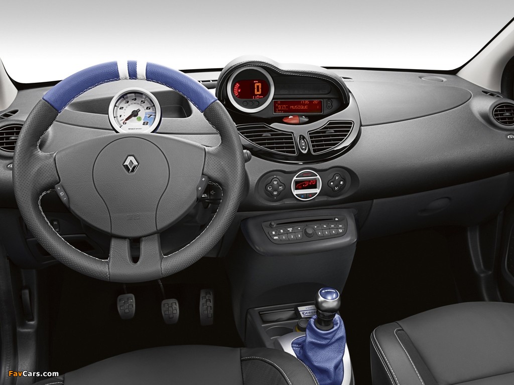 Images of Renault Twingo Gordini 2010–12 (1024 x 768)