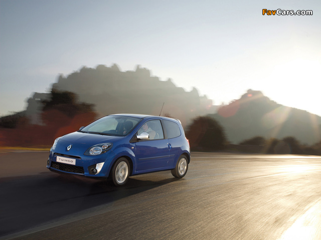 Photos of Renault Twingo GT 2008–12 (640 x 480)