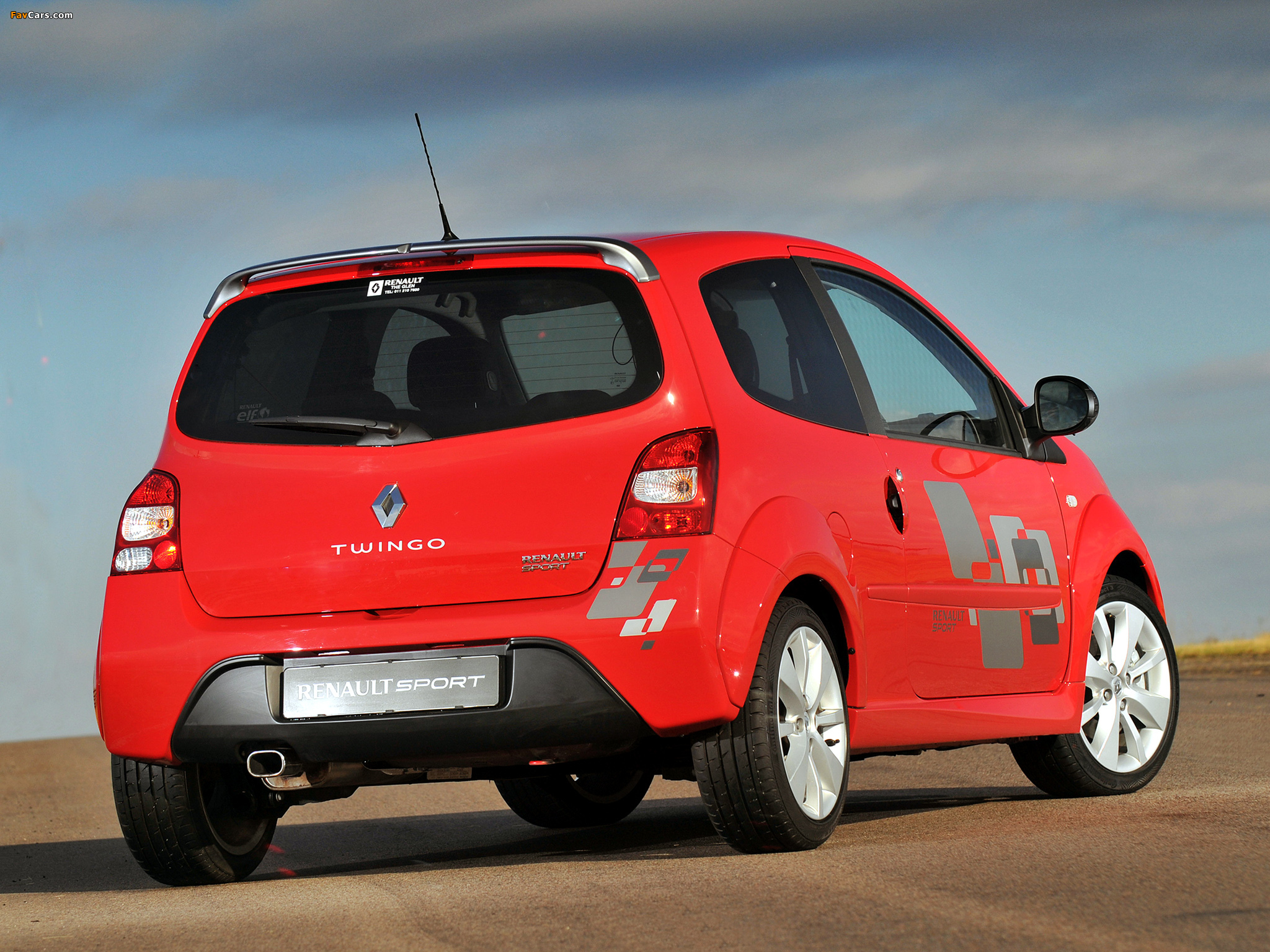 Photos of Renault Twingo R.S. ZA-spec 2009–12 (2048 x 1536)