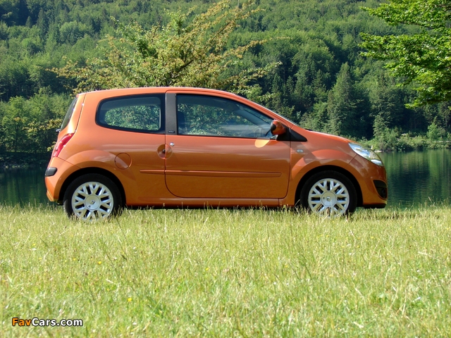 Pictures of Renault Twingo 2007–11 (640 x 480)