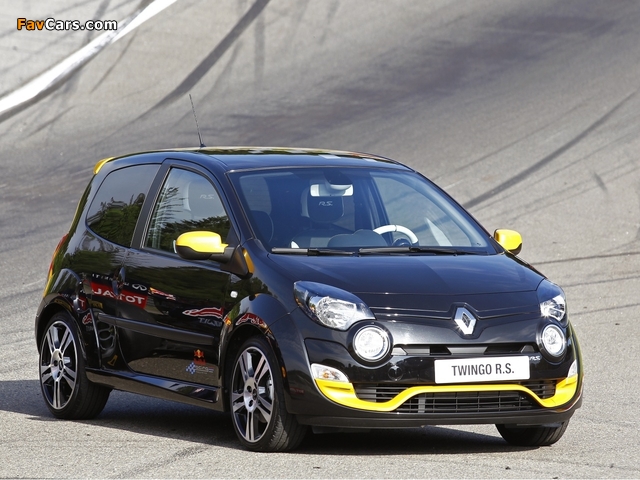 Pictures of Renault Twingo R.S. Red Bull Racing RB7 2012 (640 x 480)