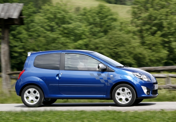 Renault Twingo GT 2008–12 photos