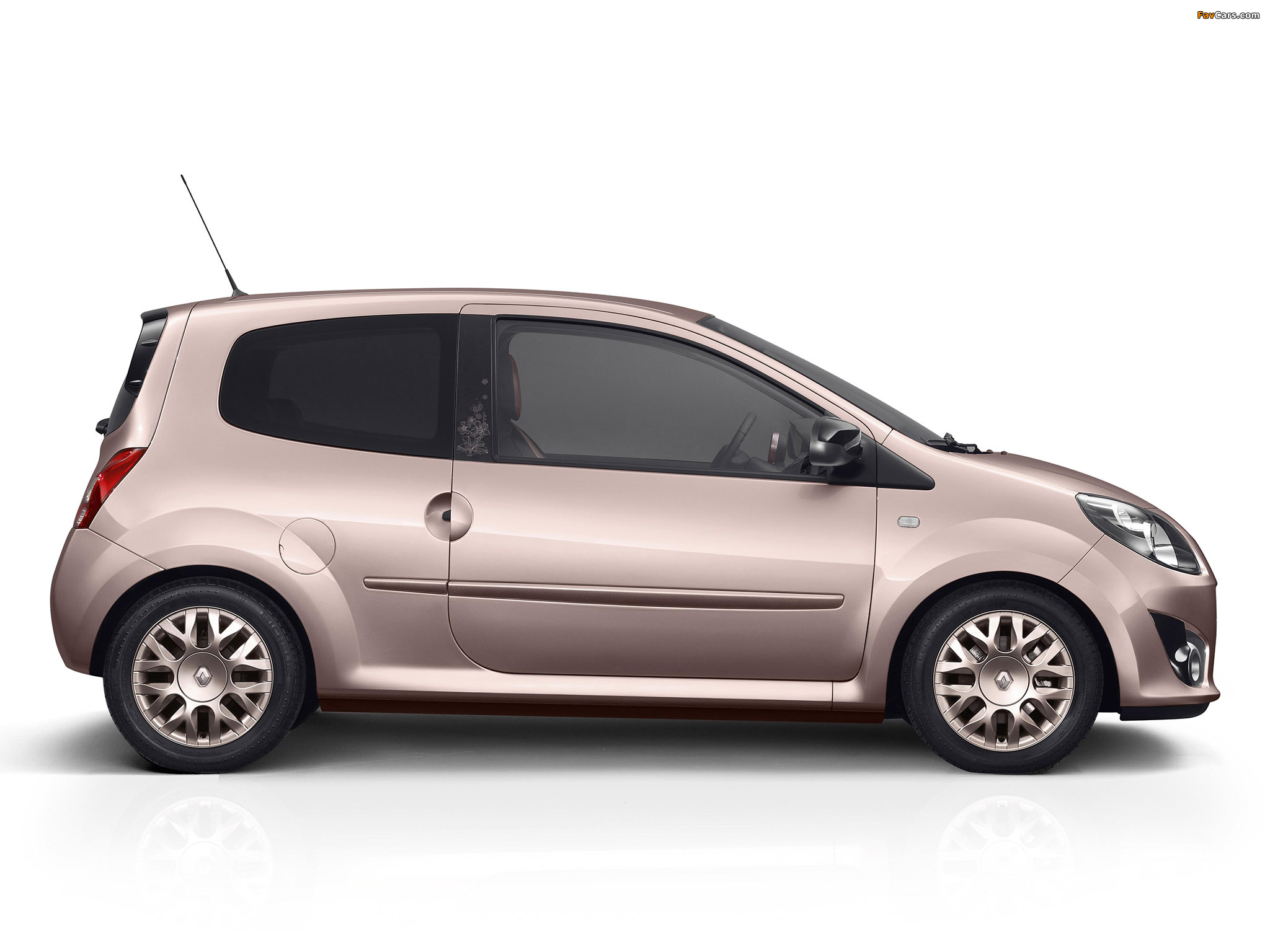 Renault Twingo Miss Sixty 2010 pictures (2048 x 1536)