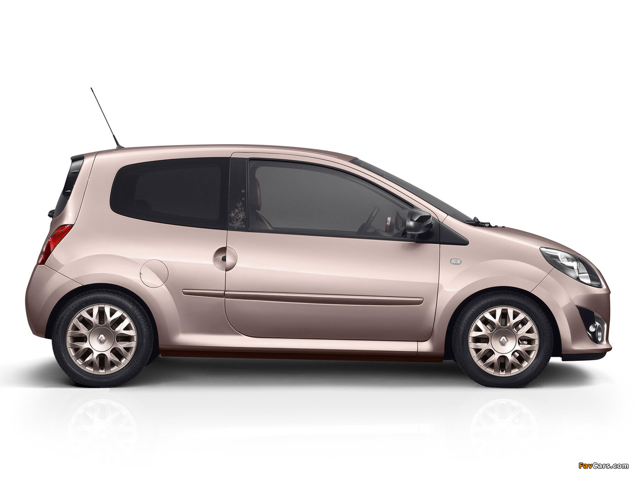 Renault Twingo Miss Sixty 2010 pictures (1280 x 960)
