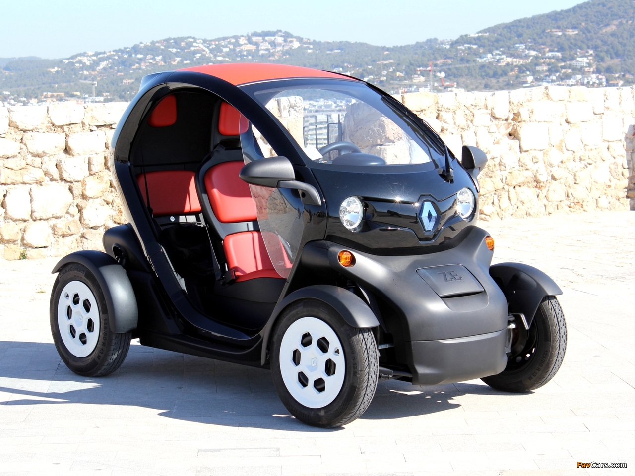 Images of Renault Twizy Z.E. 2010 (1280 x 960)
